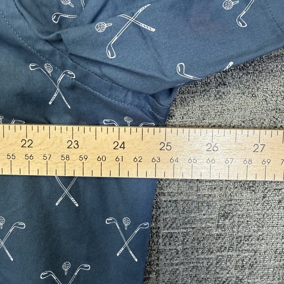 Untuckit Short Sleeve Button Shirt Men's XL Blue All Over Golf Print Summer - Picture 6 of 7